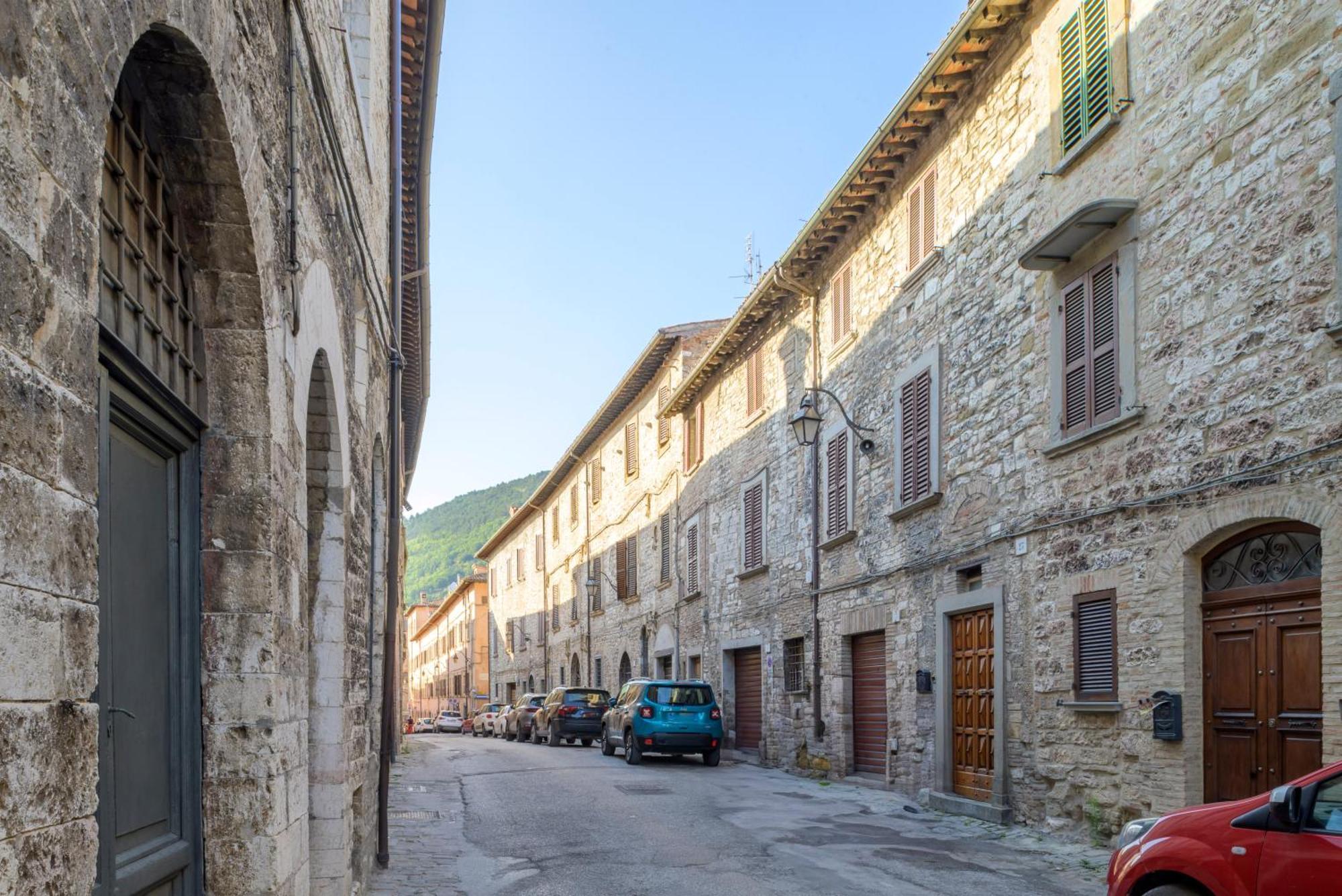 Ferienwohnung Via Mazzini 23A Gubbio Exterior foto